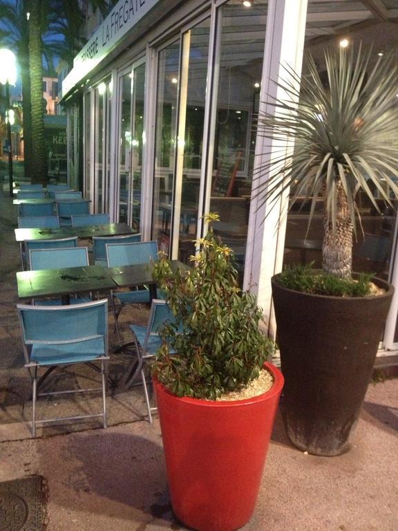 Hotel Restaurant La Fregate La Seyne-sur-Mer Ngoại thất bức ảnh