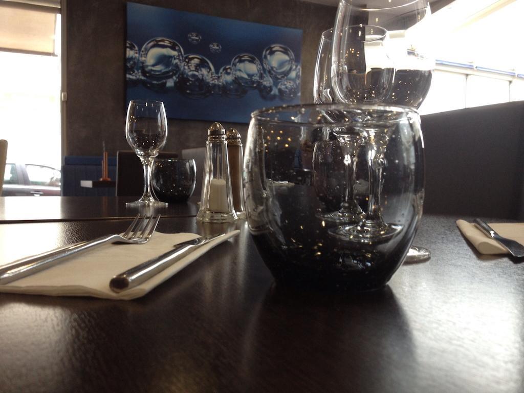 Hotel Restaurant La Fregate La Seyne-sur-Mer Ngoại thất bức ảnh