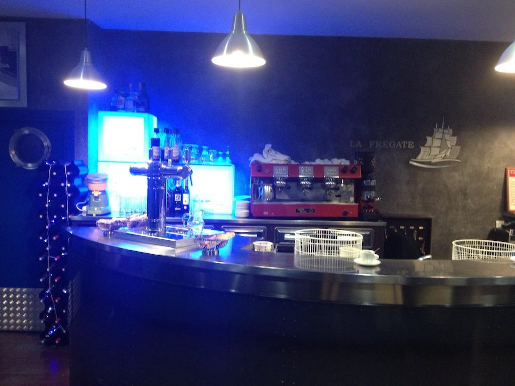 Hotel Restaurant La Fregate La Seyne-sur-Mer Ngoại thất bức ảnh