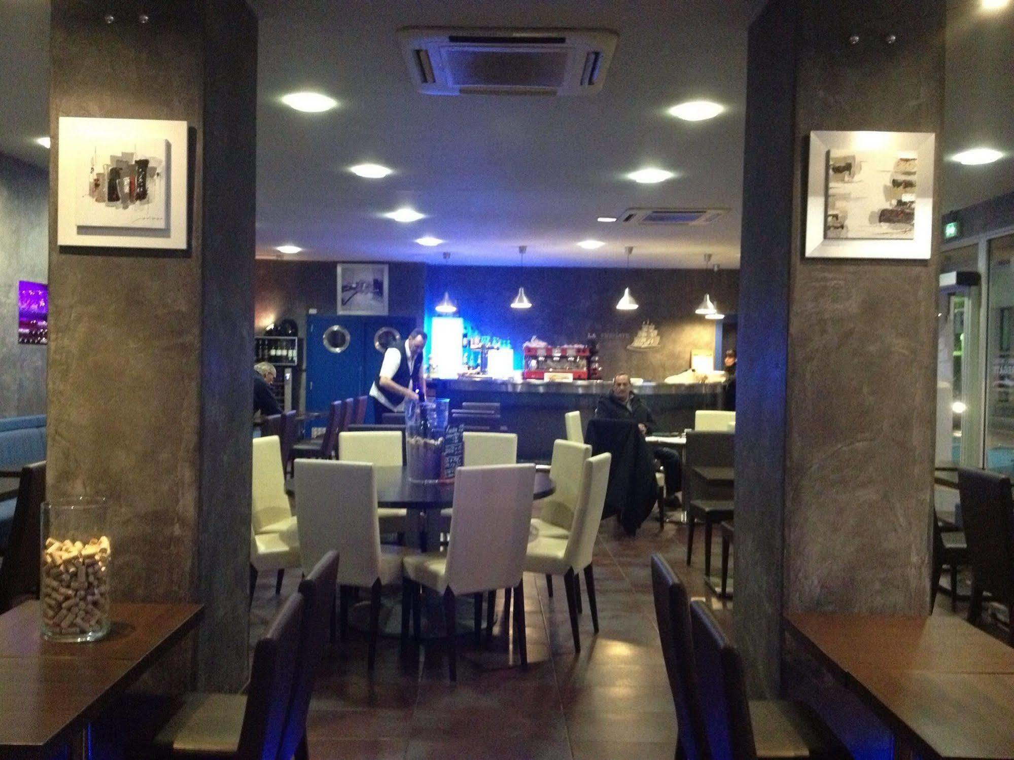 Hotel Restaurant La Fregate La Seyne-sur-Mer Ngoại thất bức ảnh